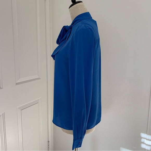 Buy 3 get third free! Banana Republic Chiffon Blouse size XS NWT - Picture 3 of 7